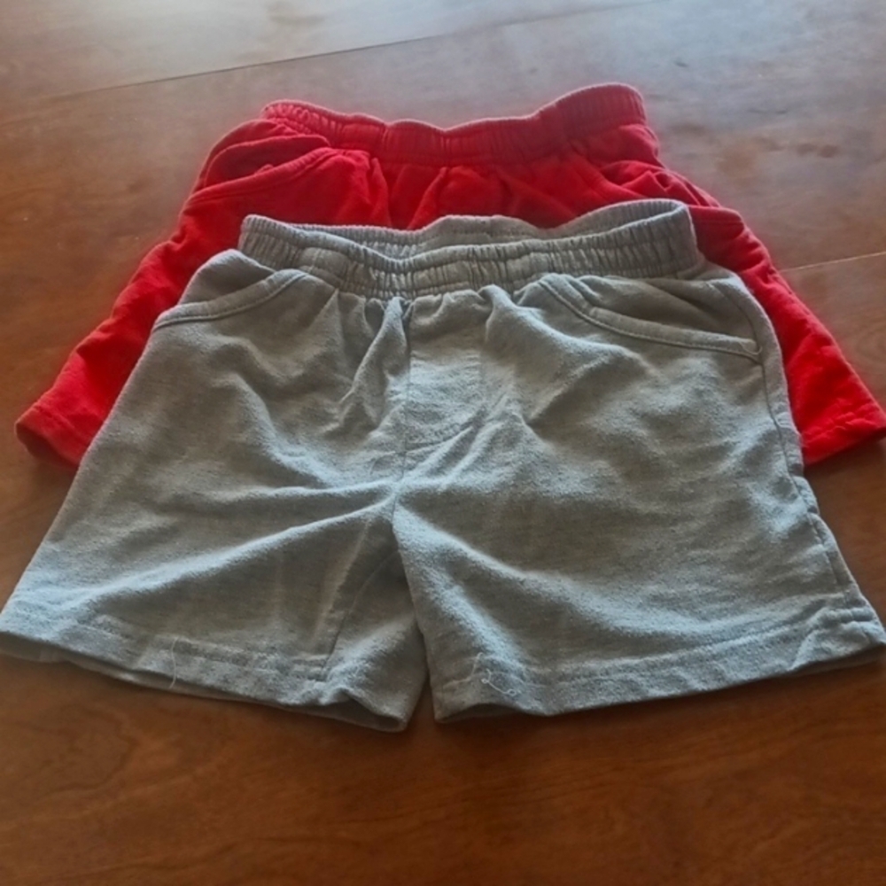 🌻3 for $12🌻Boys Swiggles short set size 4t